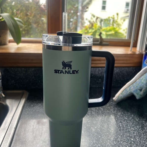 Two toned blue Stanley - Picture 3 of 3